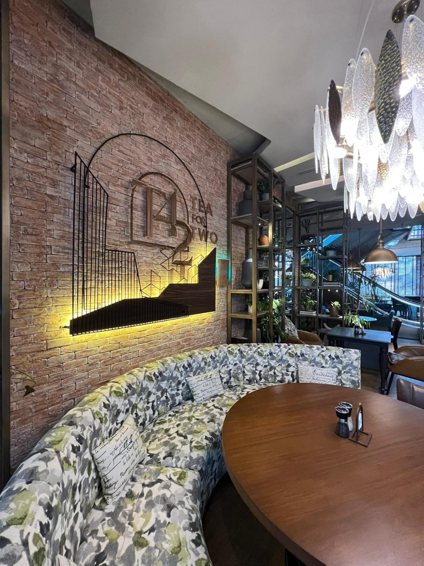 Brittany Hotel Bgc Тагіг Екстер'єр фото